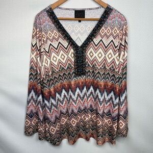 French Blue Woman Zigzag Multicolor Beaded V-Neck Top Size 1X Bell Sleeves